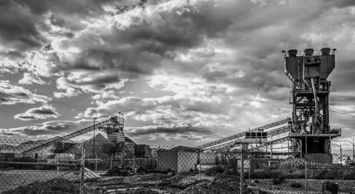 15148977894_014f914f76_o